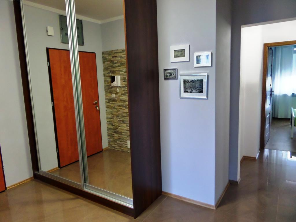 Apartamenty Silver Premium وارسو الغرفة الصورة